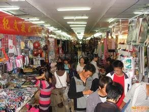 黑龍江哈爾濱服裝城全攻略 地址交通、拿貨技巧與營(yíng)業(yè)時(shí)間詳解